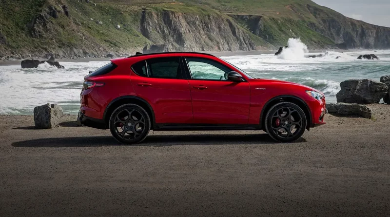 Alfa Romeo Stelvio exterior image 1