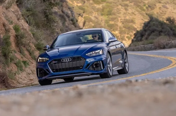 Audi RS 5 exterior image 1