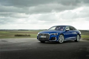 Audi S8