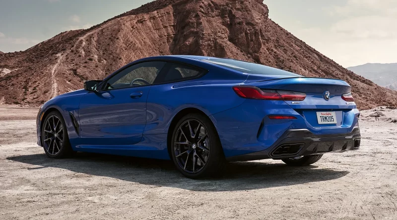 BMW 8 Series Coupe exterior image 2