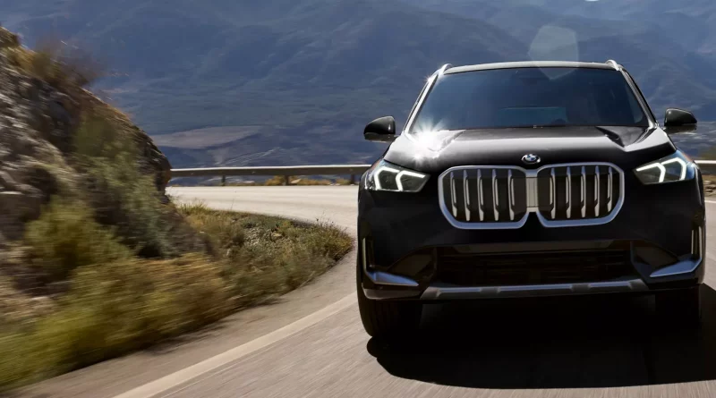 BMW X1 exterior image 1