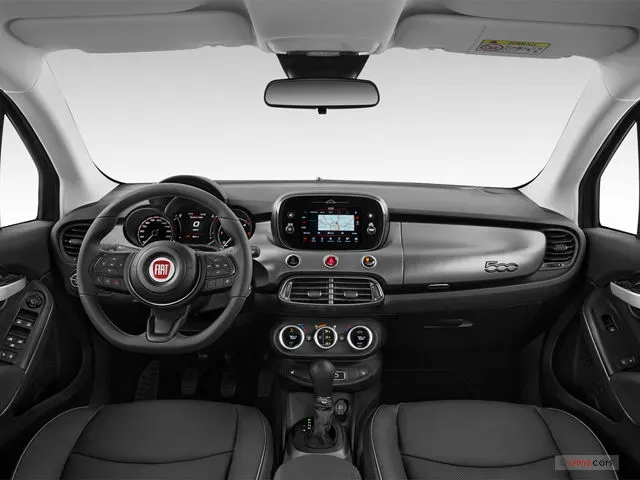 Fiat 500X 7 Interior