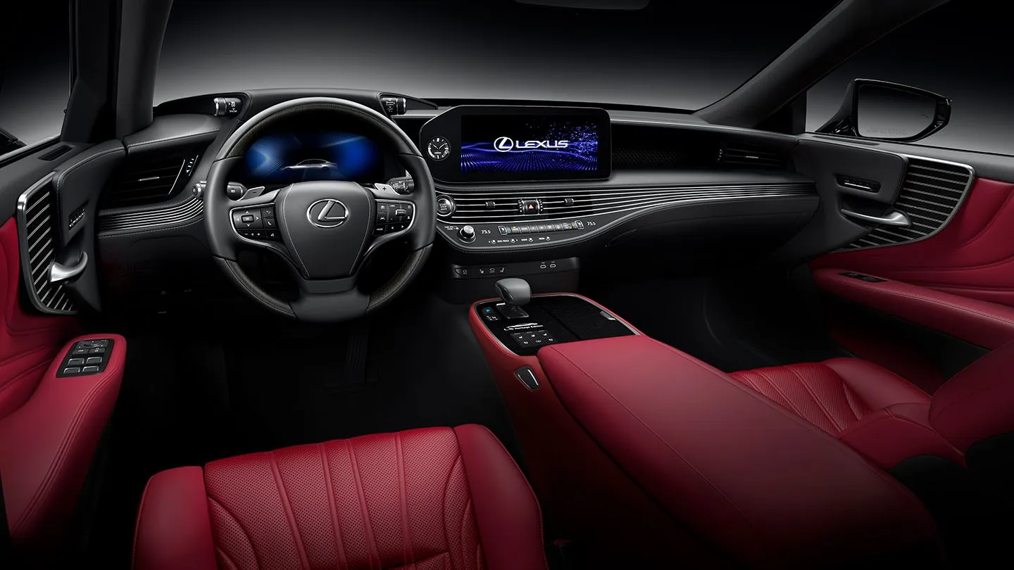 Lexus LS 7 Interior