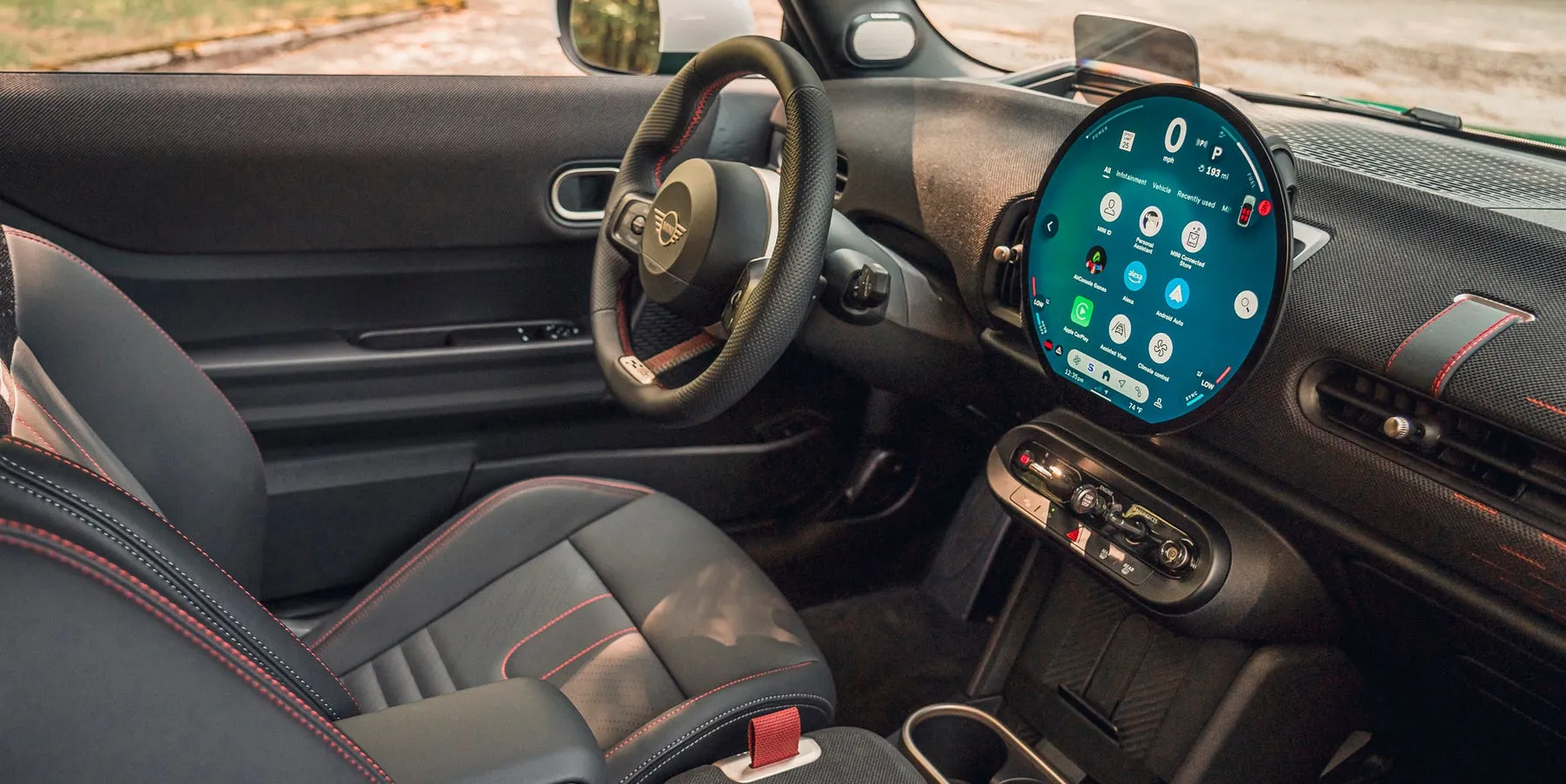 Mini Cooper 7 Interior