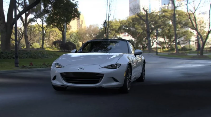 Mazda MX 5 Miata exterior image 1