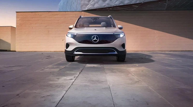 Mercedes Benz EQB exterior image 1