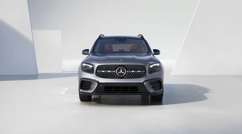 Mercedes Benz GLB exterior image 1
