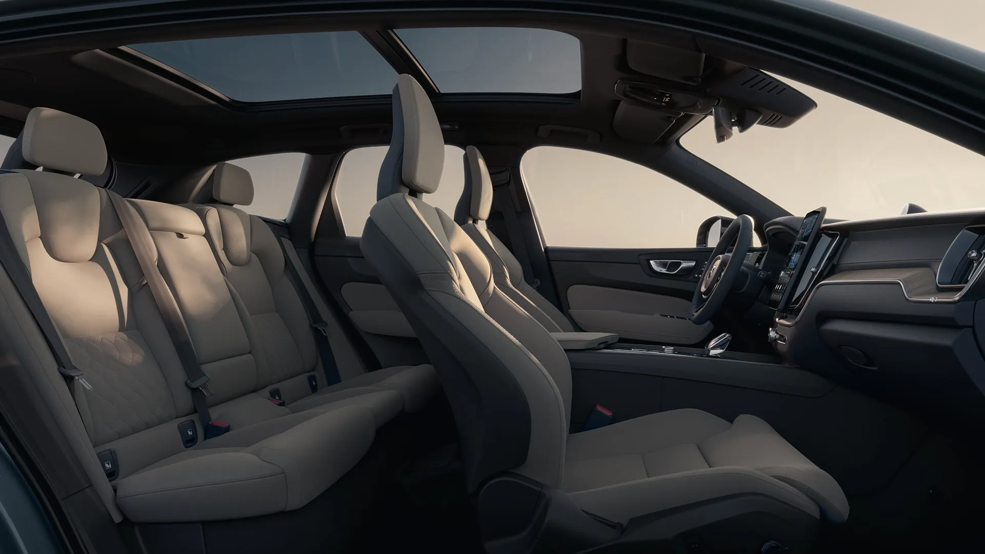 Volvo XC60 7 Interior